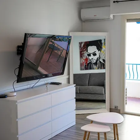 Moderne Proche Des Plages A Apartment