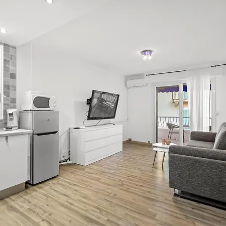 Moderne Proche Des Plages A Apartment *